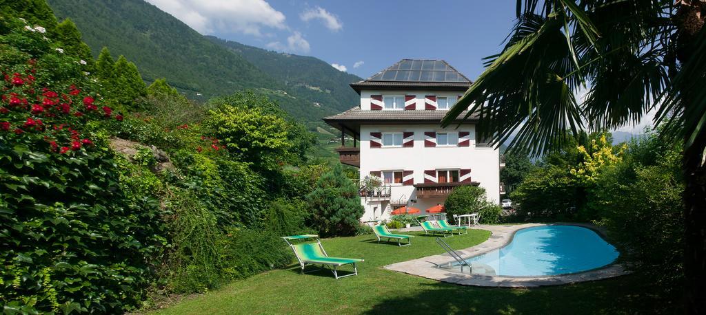 Pension Angergut Cermes Exterior foto